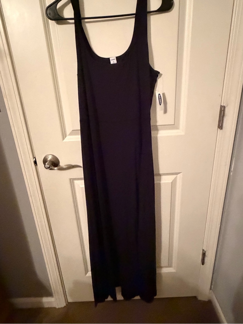 Old Navy Black Scoop-Neck Sleeveless Maxi Dress